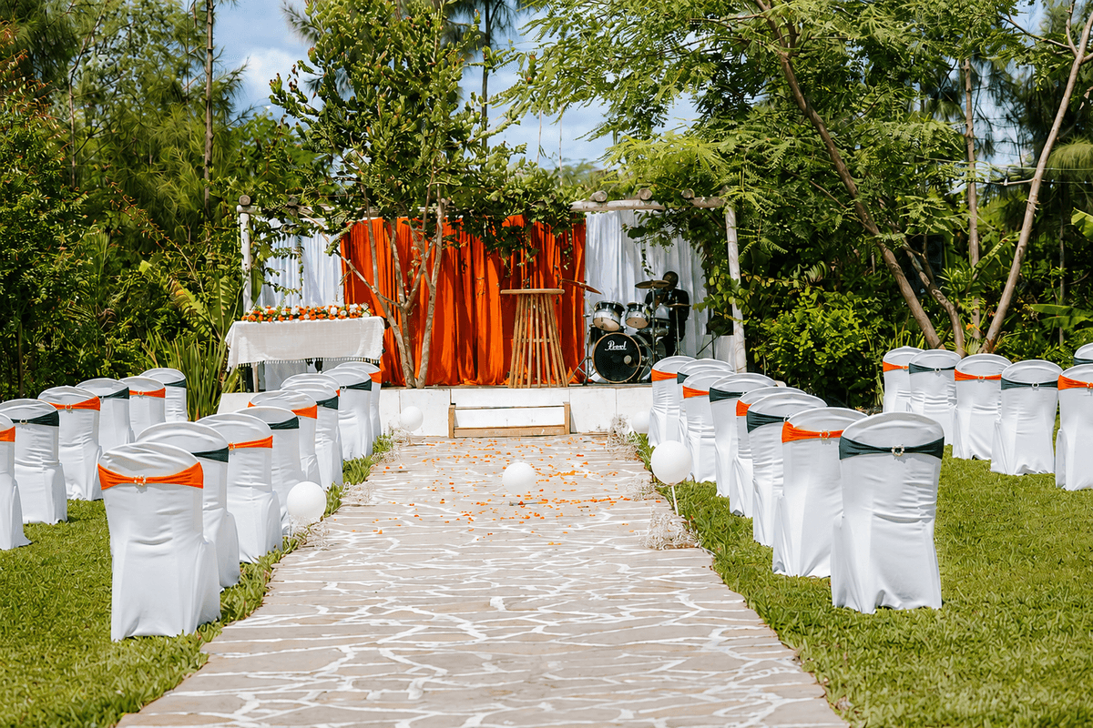 Dream garden wedding at Ubuntu